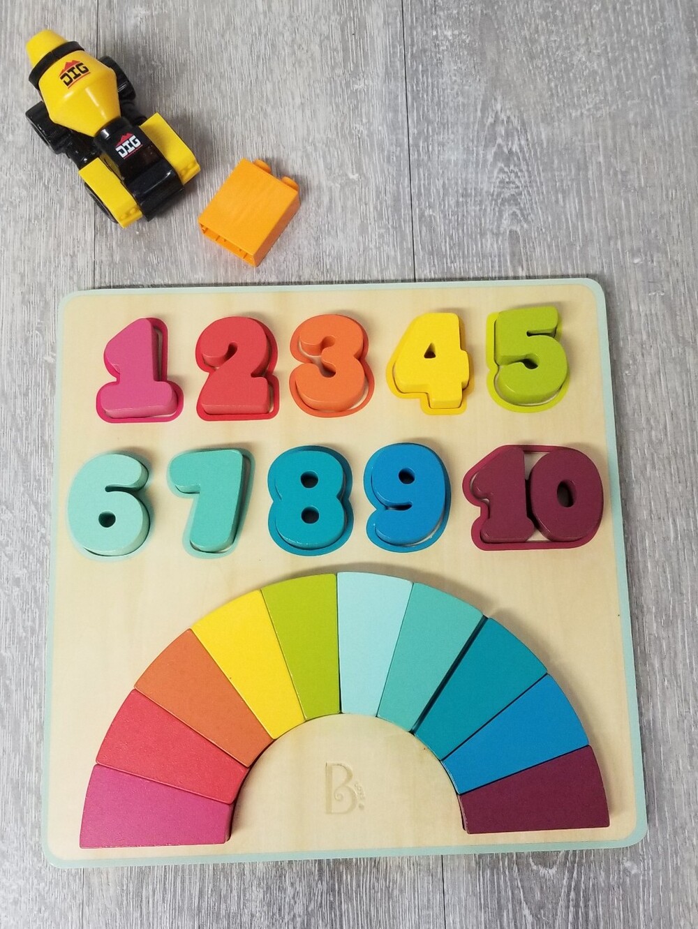 Wooden Numbers Puzzle